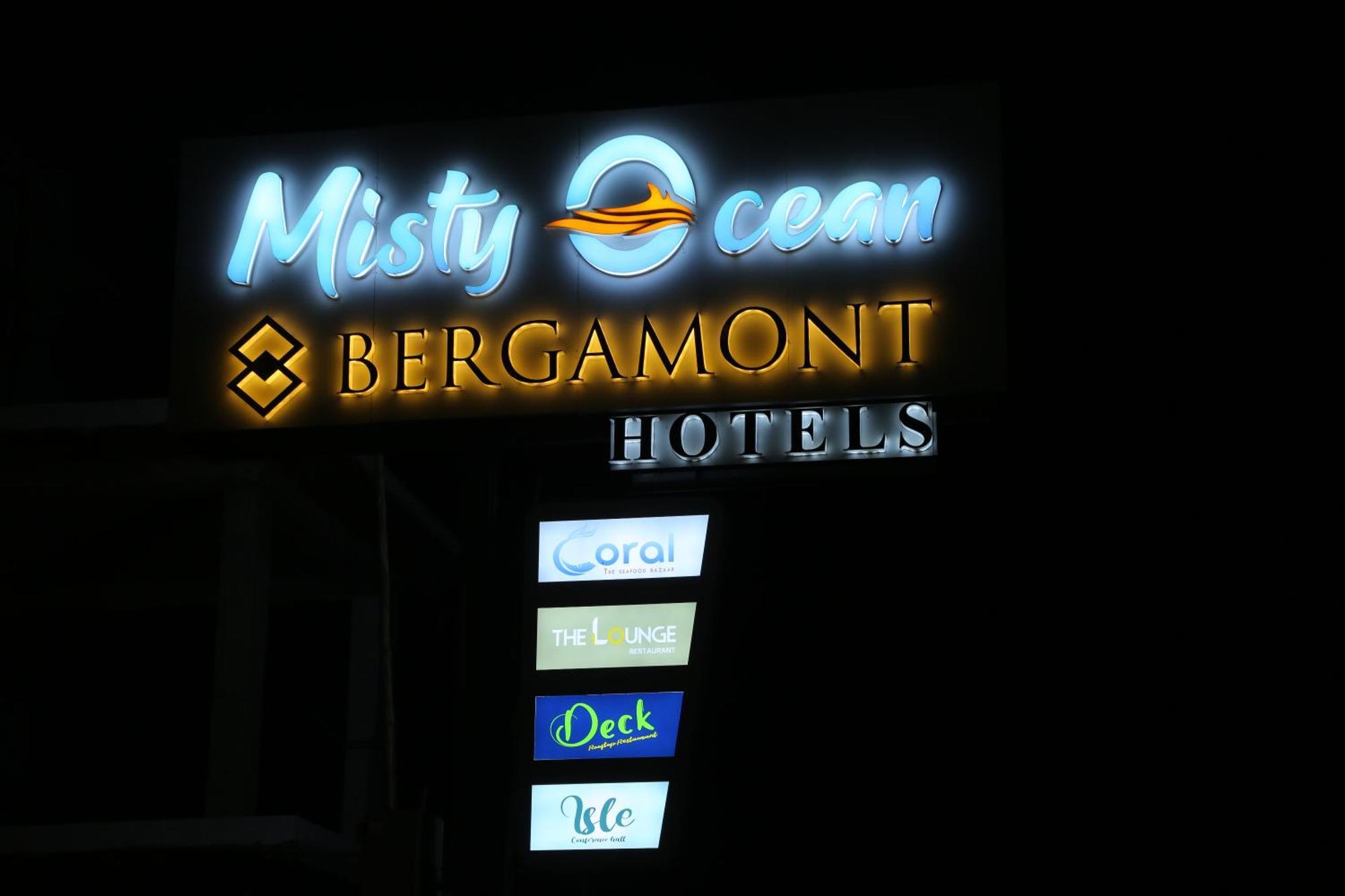 Misty Ocean - A Bergamont Group Of Hotel Kuilapalayam Zewnętrze zdjęcie